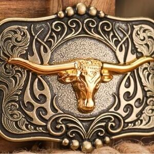 Elegant Gold and Black Longhorn Belt Buckle